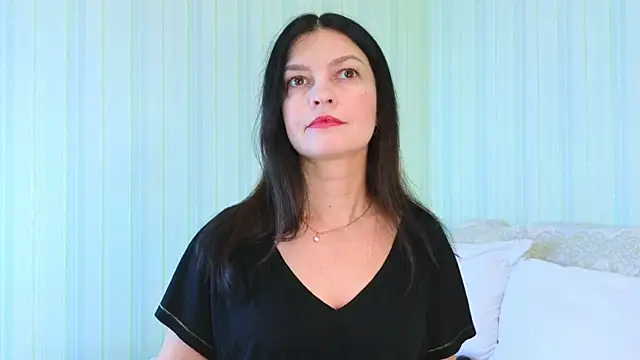  Lily  online show from 01-21-25, 09:24