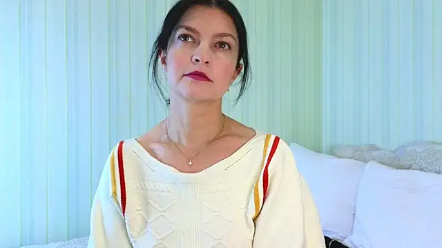  Lily  online show from 01-22-25, 09:02