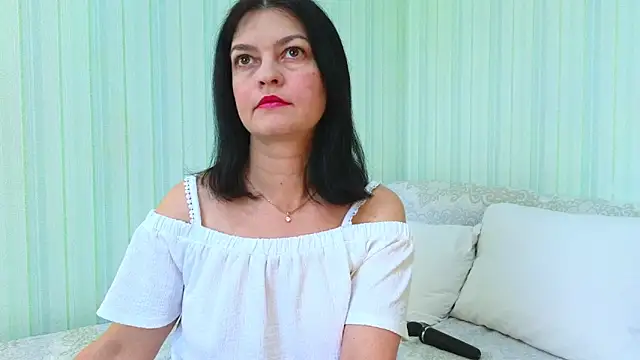  Lily  online show from 04-29-26, 09:13