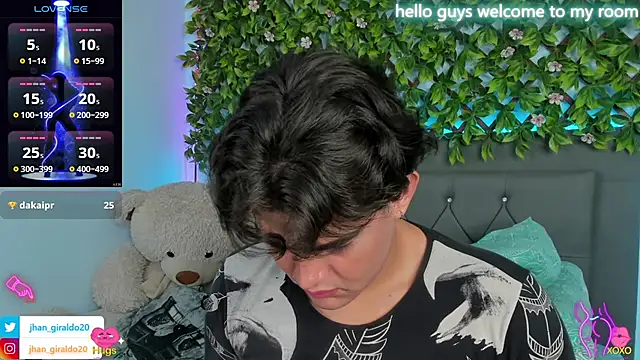 Snapshot of kamii_22 chatting on 01-25-25, 12:05 kamii 22 online show from 01-25-25, 12:05