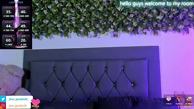 Snapshot of kamii_22 chatting on 10-01-25, 01:28 kamii 22 online show from 10-01-25, 01:28