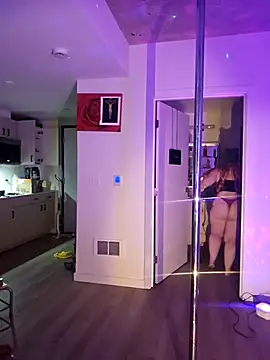 Snapshot of NikiFm chatting on 12-16-25, 07:41 NikiFm online show from 12-16-25, 07:41