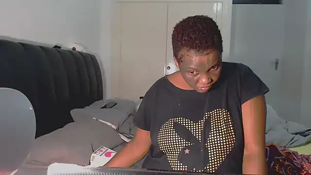 Snapshot of BigButtGodess chatting on 03-04-25, 04:52 BigButtGodess online show from 03-04-25, 04:52