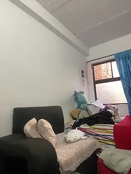 Snapshot of AlondraDiossa03 chatting on 11-17-25, 04:35 AlondraDiossa03 online show from 11-17-25, 04:35