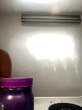 Snapshot of AlondraDiossa03 chatting on 11-26-25, 06:31 AlondraDiossa03 online show from 11-26-25, 06:31