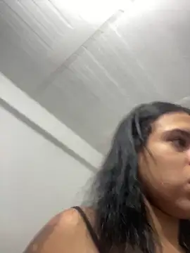 Snapshot of AlondraDiossa03 chatting on 11-28-25, 04:31 AlondraDiossa03 online show from 11-28-25, 04:31