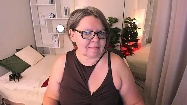 Shannonshine online show from 06-12-26, 08:13