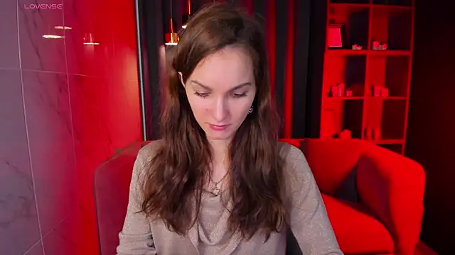 Snapshot of MirandaGlow chatting on 03-21-25, 05:43 MirandaGlow online show from 03-21-25, 05:43