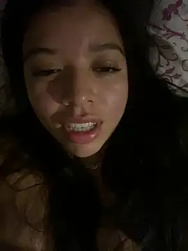 Snapshot of DulceAngelica chatting on 03-17-26, 02:49 DulceAngelica online show from 03-17-26, 02:49