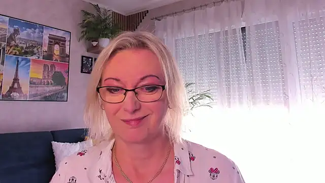 vanessa chat online show from 04-30-26, 01:28