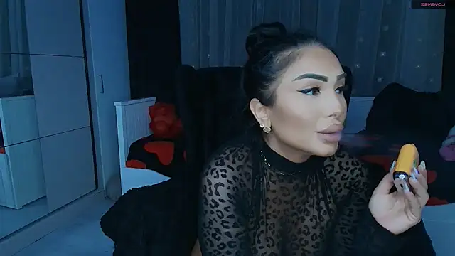 Snapshot of mistress_meryem chatting on 05-03-26, 09:43 mistress meryem online show from 05-03-26, 09:43