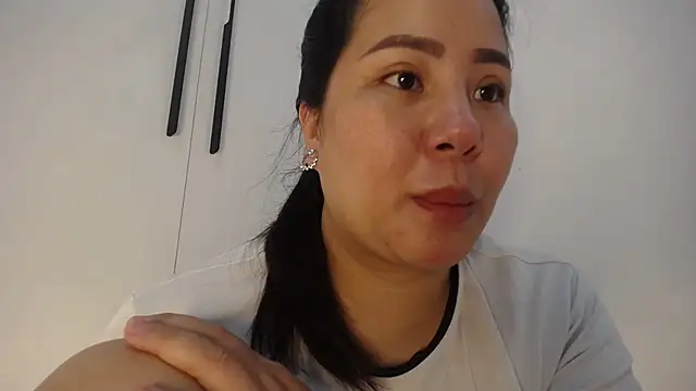 Squirt tsunami 268 online show from 03-12-25, 07:02