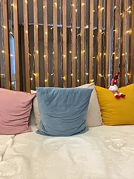 HotyWinter online show from 01-02-25, 07:12