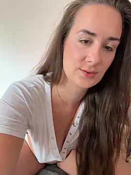 EllaMae online show from 04-25-26, 11:13