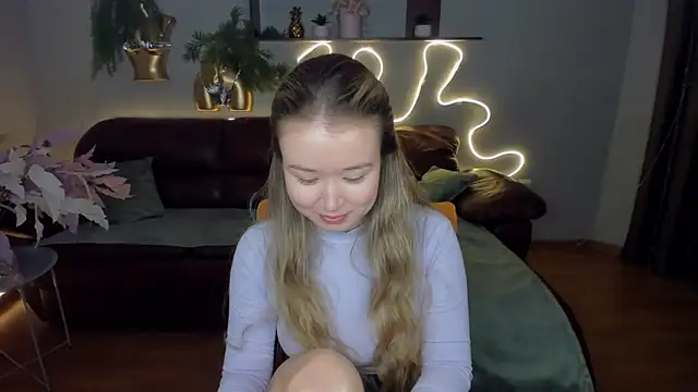 PollyOcean online show from 03-19-25, 01:51