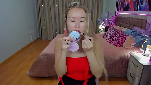 Snapshot of PollyOcean chatting on 11-09-25, 10:57 PollyOcean online show from 11-09-25, 10:57