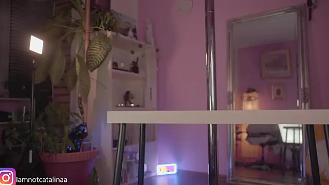 YourBabyPearl online show from 02-23-25, 07:49