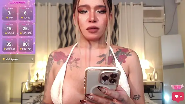 Snapshot of Evalyn_Shemale chatting on 09-18-25, 01:18 Evalyn Shemale online show from 09-18-25, 01:18