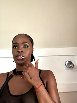 LuciousLips96 online show from 01-08-26, 09:11