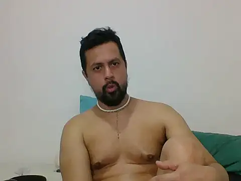 Snapshot of TRIISTAN_KING10 chatting on 12-10-24, 10:58 TRIISTAN KING10 online show from 12-10-24, 10:58