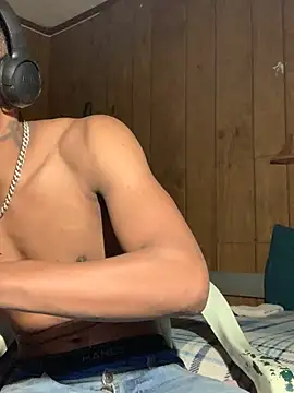 Tristris100 online show from 12-13-24, 01:37