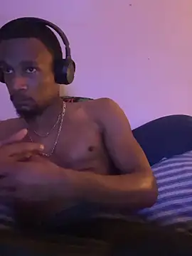 Tristris100 online show from 10-16-25, 04:02