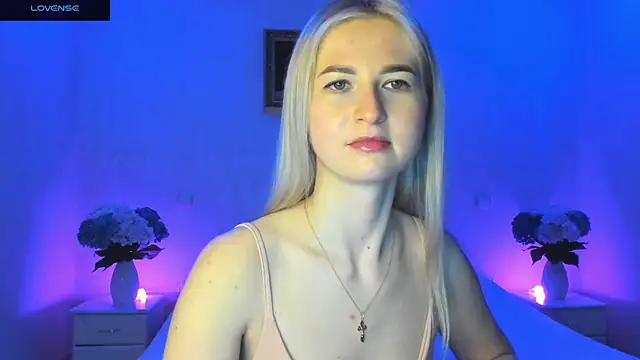 AnnaCarrera online show from 12-24-24, 11:22