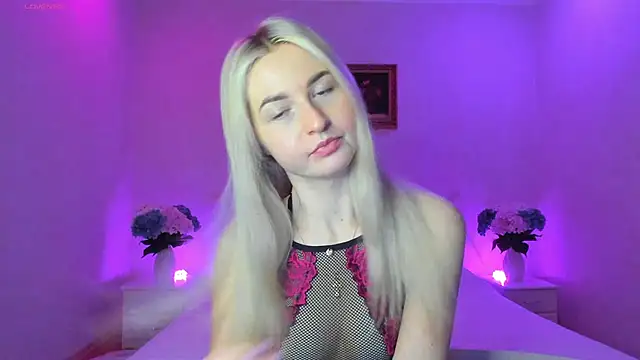 AnnaCarrera online show from 01-15-25, 09:09