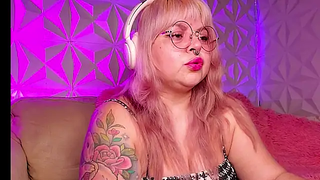 Satyn doll online show from 02-04-26, 11:09