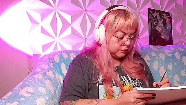 Satyn doll online show from 04-21-26, 02:51