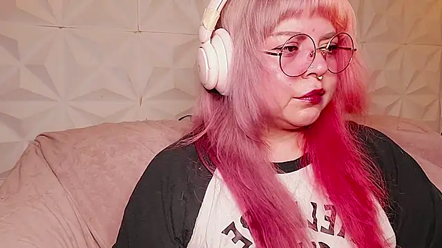 Satyn doll online show from 07-24-26, 11:58