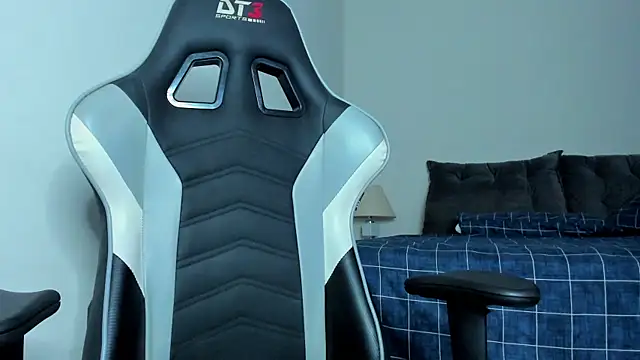 lannasantiago online show from 02-14-25, 01:13