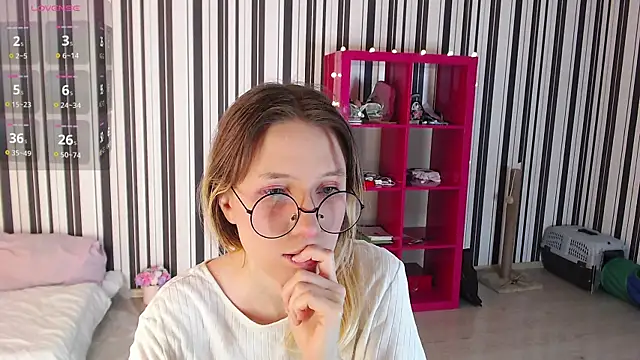  Hanna Moon  online show from 02-12-25, 08:06