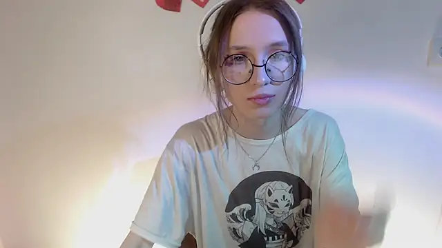  Hanna Moon  online show from 04-27-26, 05:22