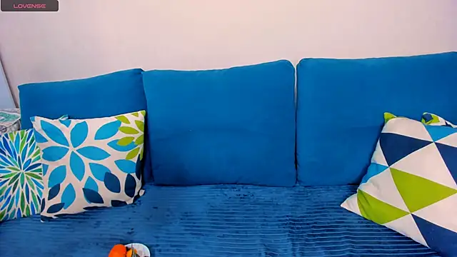 EllenMoore online show from 11-17-25, 03:01