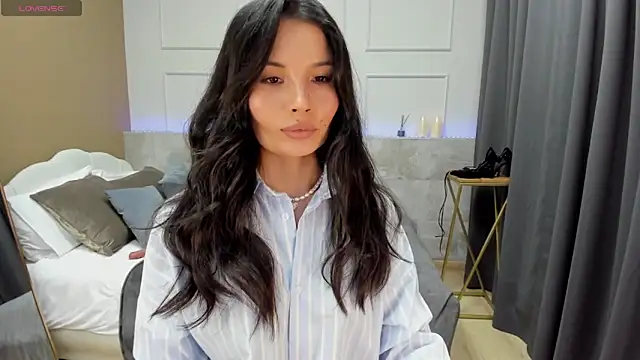 ErikaSoft online show from 02-11-25, 05:37