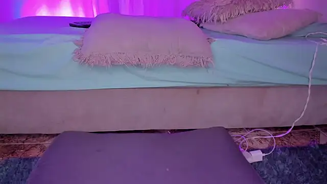 Secret chells online show from 02-11-25, 11:33