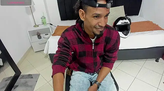 Snapshot of anhtony_wayans chatting on 12-10-24, 11:51 anhtony wayans online show from 12-10-24, 11:51