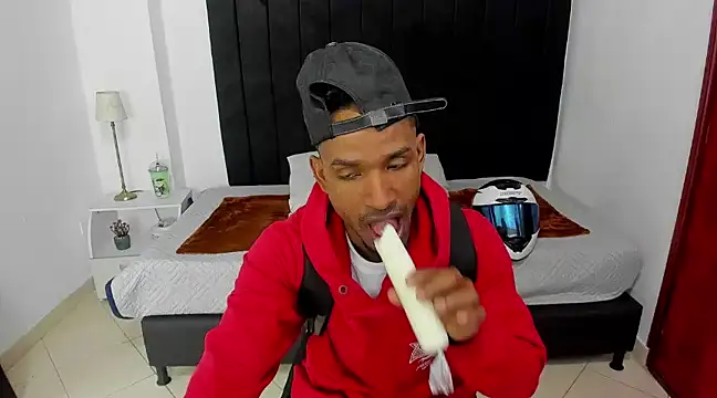 Snapshot of anhtony_wayans chatting on 01-14-25, 12:11 anhtony wayans online show from 01-14-25, 12:11