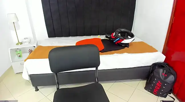 Snapshot of anhtony_wayans chatting on 01-24-25, 11:12 anhtony wayans online show from 01-24-25, 11:12