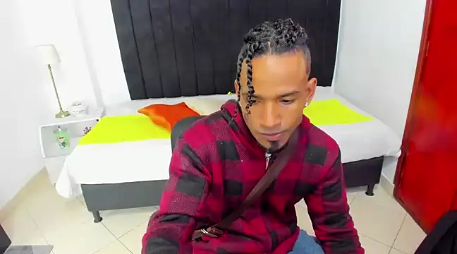 Snapshot of anhtony_wayans chatting on 02-01-25, 12:40 anhtony wayans online show from 02-01-25, 12:40