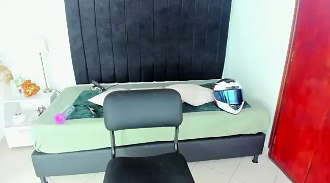 Snapshot of anhtony_wayans chatting on 03-01-25, 12:07 anhtony wayans online show from 03-01-25, 12:07