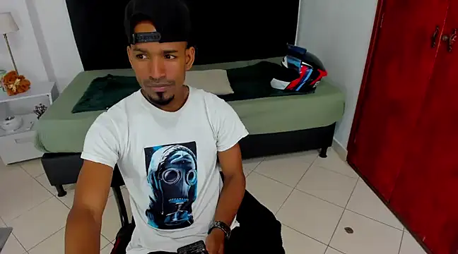 Snapshot of anhtony_wayans chatting on 03-06-25, 12:32 anhtony wayans online show from 03-06-25, 12:32