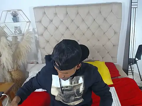 Snapshot of anhtony_wayans chatting on 09-11-25, 12:22 anhtony wayans online show from 09-11-25, 12:22