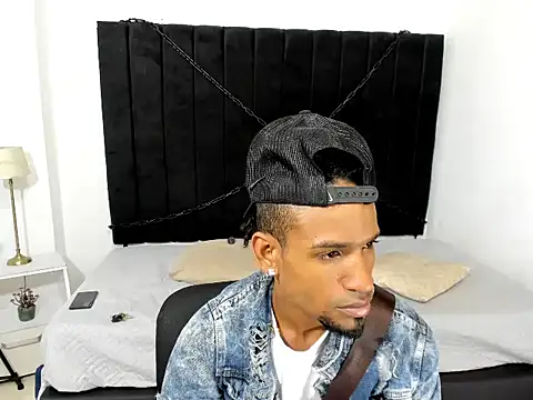 Snapshot of anhtony_wayans chatting on 09-12-25, 12:00 anhtony wayans online show from 09-12-25, 12:00