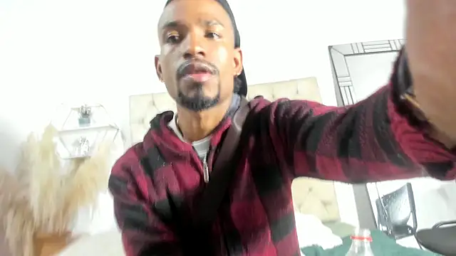 Snapshot of anhtony_wayans chatting on 09-27-25, 12:59 anhtony wayans online show from 09-27-25, 12:59