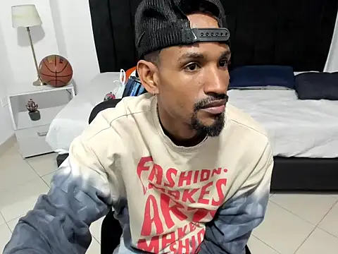 Snapshot of anhtony_wayans chatting on 10-03-25, 12:29 anhtony wayans online show from 10-03-25, 12:29