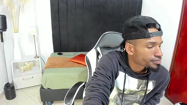 Snapshot of anhtony_wayans chatting on 11-12-25, 11:58 anhtony wayans online show from 11-12-25, 11:58