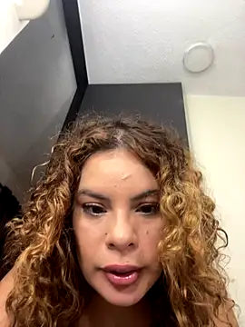 Rachell More online show from 12-20-25, 05:36