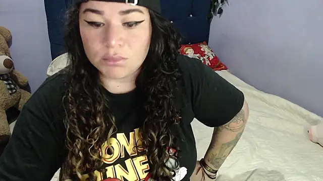 Snapshot of ANGELIQUE_KLANE chatting on 12-29-24, 04:51 ANGELIQUE KLANE online show from 12-29-24, 04:51